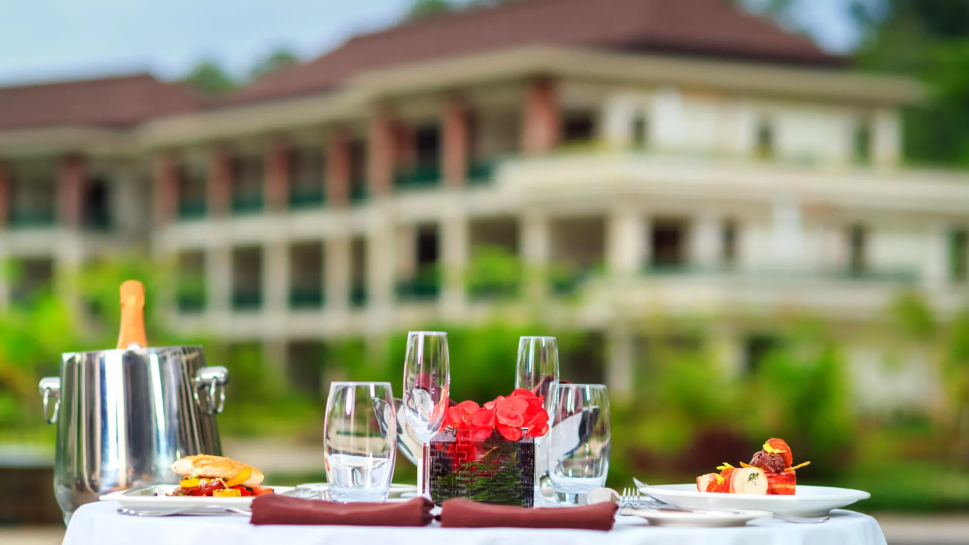Savoy Seychelles Resort & Spa Beau Vallon   Beau Vallon (Mahe)